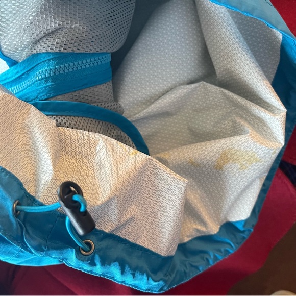 Marmot Hooded Front Zip Waterproof Rain Jacket - Picture 2 of 9